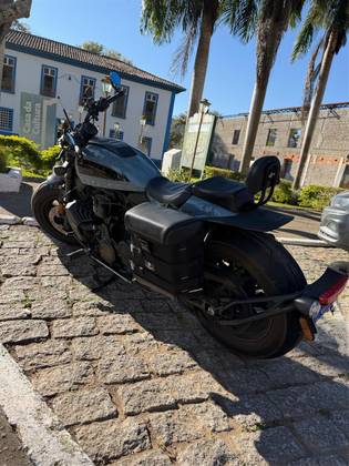 HARLEY-DAVIDSON SPORTSTER S 